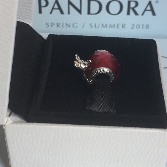 Disney, Mickey Love Heart - Picture 2 of 2